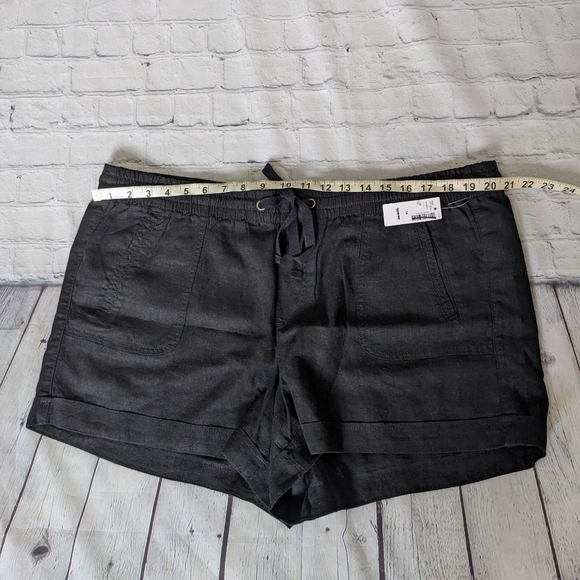 REITMANS Linen blend Black Shorts - Picture 5 of 12
